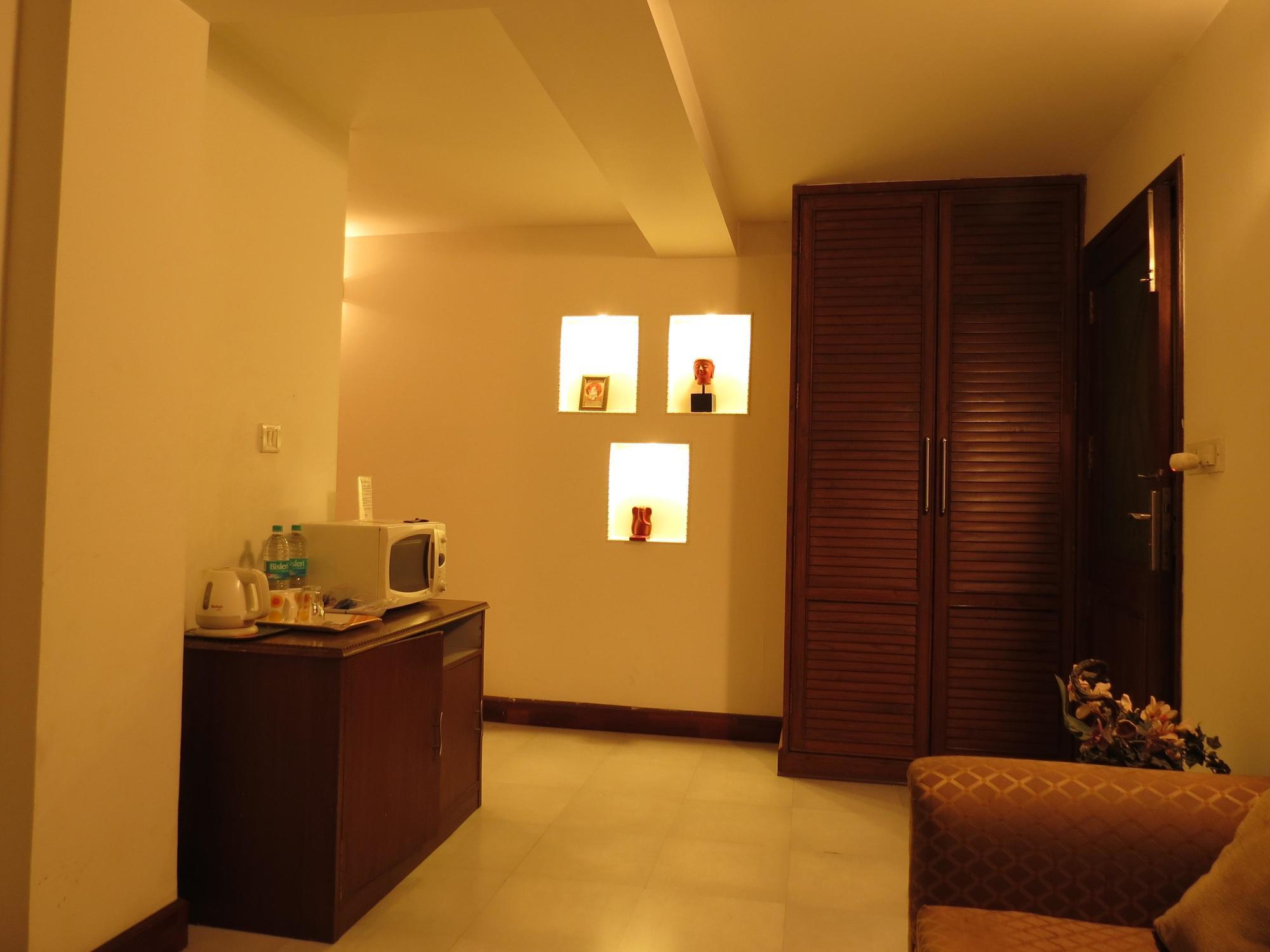 Trendy Bed&Breakfast&apartamentos con servicio Nueva Delhi Exterior foto